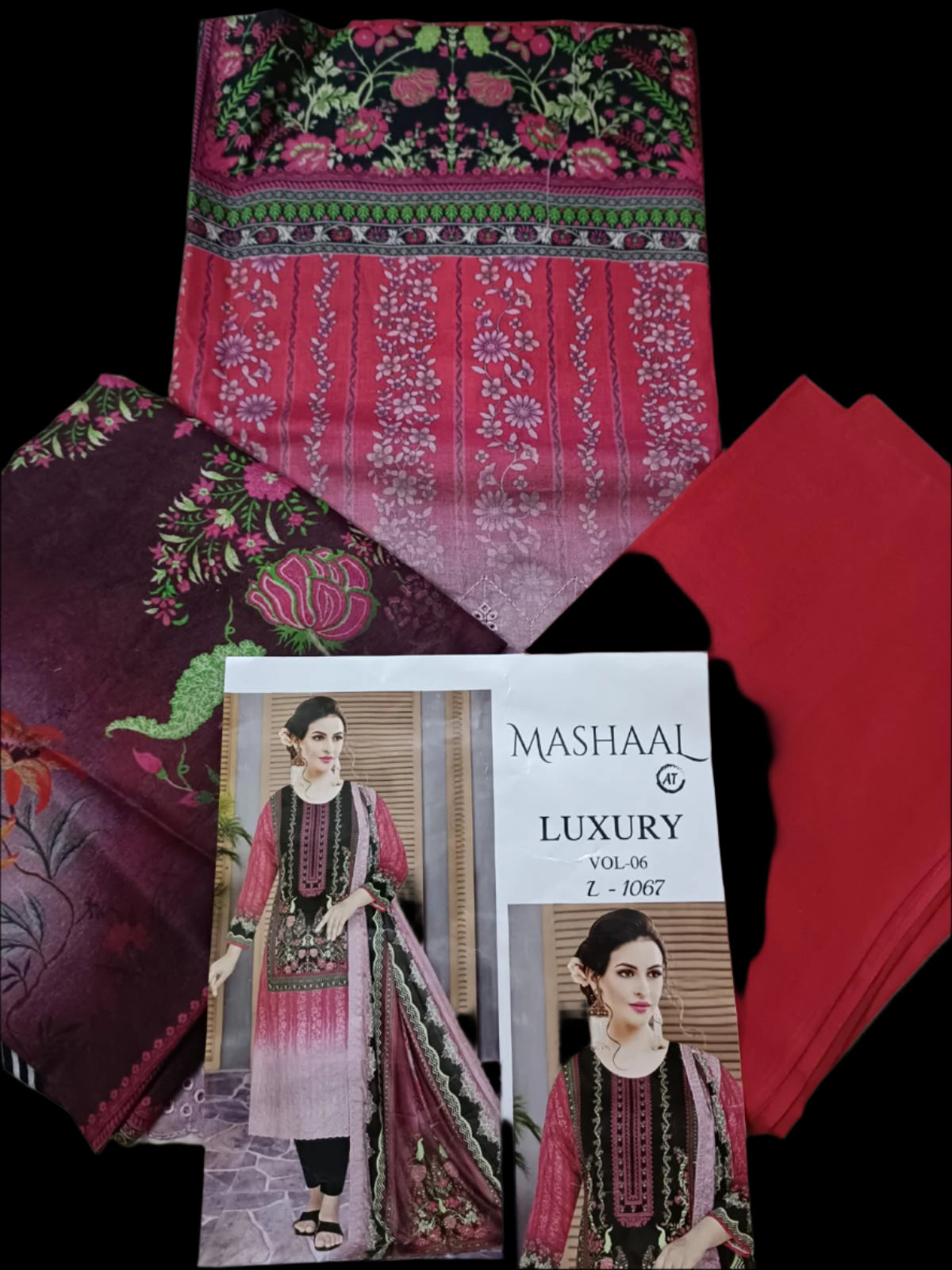 ড্রেস সেট (কামিজ + ইনার + দুপাট্টা + প্যান্ট)